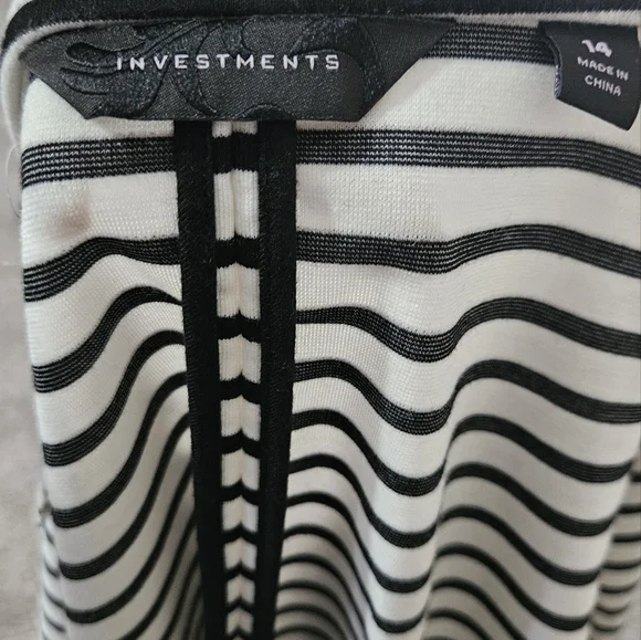 Women's Investments Striped Blazer Size 14 - Picture 6 of 6